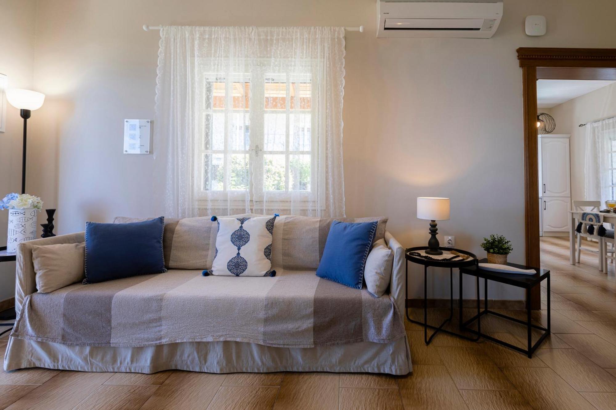 Alisachni Apartments Apraos Bilik gambar